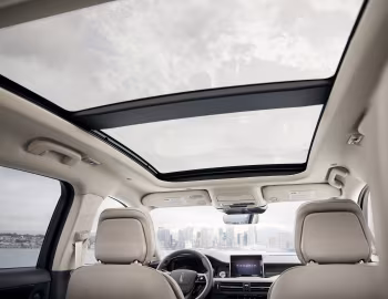 Интерьер 2020–22 Lincoln Corsair Reserve Appearance Package [North America] '2019–22