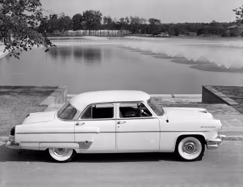 1954 Lincoln Cosmopolitan Custom Sedan (73A)
