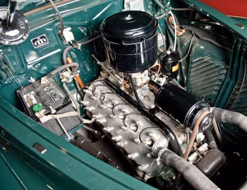 Под капотом 1941 Lincoln Custom Limousine (32)
