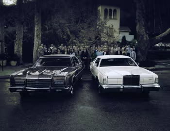Lincoln Continental Mark IV, Lincoln Continental Sedan