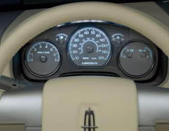 Комбинация приборов Lincoln Mark LT Concept '01.2004