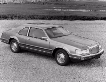 1990 Lincoln Mark VII LSC (93)