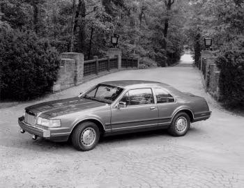 1990 Lincoln Mark VII LSC (93)