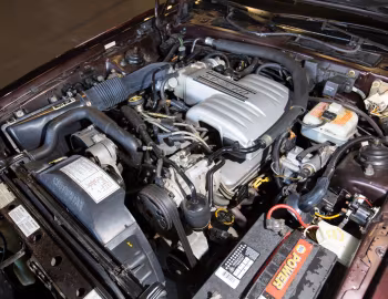 Под капотом 1988 Lincoln Mark VII LSC (93 63D)