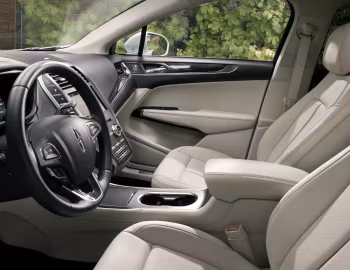 Интерьер 2019 Lincoln MKC Black Label [North America] '2018–19