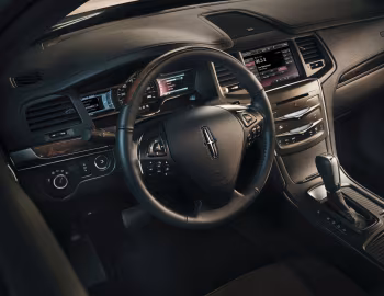 Торпедо 2013–16 Lincoln MKS '2012–16