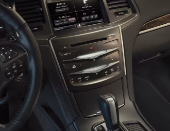 Интерьер 2013–16 Lincoln MKS '2012–16