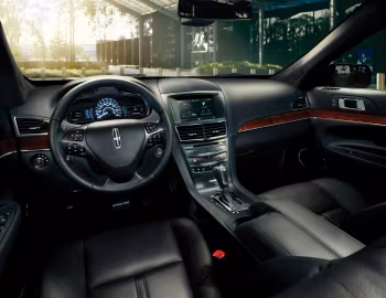 Интерьер 2013–16 Lincoln MKT '2012–16