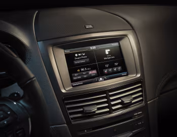 Интерьер 2013–16 Lincoln MKT '2012–16