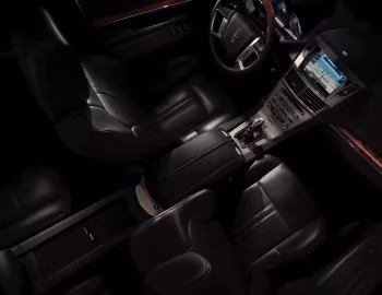 Интерьер 2010–12 Lincoln MKT '07.2009–12