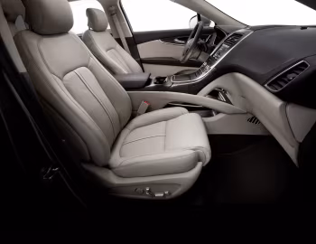 Интерьер 2016–18 Lincoln MKX '2015–18