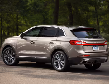 2016–18 Lincoln MKX '2015–18