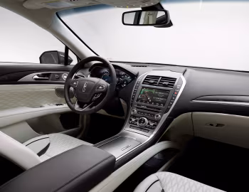Интерьер 2017–20 Lincoln MKZ '2016–20