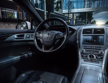 Интерьер Lincoln MKZ 2.0H [China] '2017–20