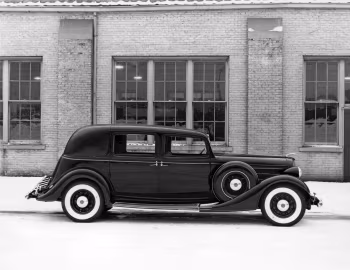 1934 Lincoln Model KB 7-passenger Brougham by Brunn (271-279)