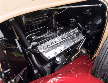 Под капотом 1934 Lincoln Model KB Dual Cowl Sport Phaeton (272-A)