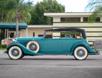 1933 Lincoln Model KB Dual Cowl Phaeton by Dietrich (252-A 2408)