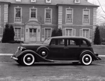 1935 Lincoln Model K 7-passenger Sedan (301 303-A)