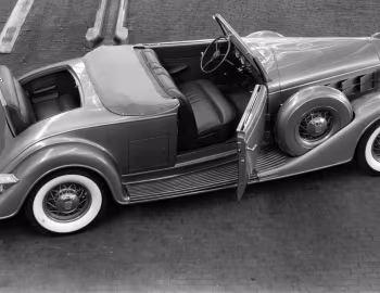 1935 Lincoln Model K Convertible Roadster by LeBaron (541 542)