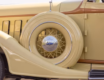 1934 Lincoln Model KA Convertible Roadster (521-523)