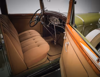 Интерьер 1932 Lincoln Model KB 5-passenger Sedan (235)