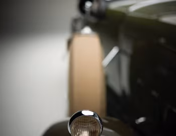 1932 Lincoln Model KB 5-passenger Sedan (235)
