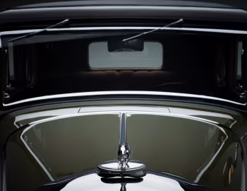 1932 Lincoln Model KB 5-passenger Sedan (235)