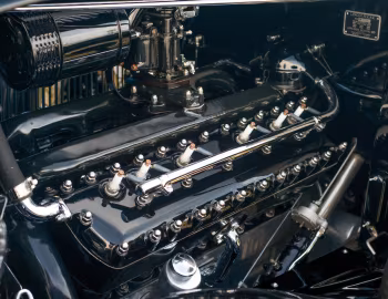 Под капотом 1933 Lincoln Model KB Town Car by Brunn (259-B)