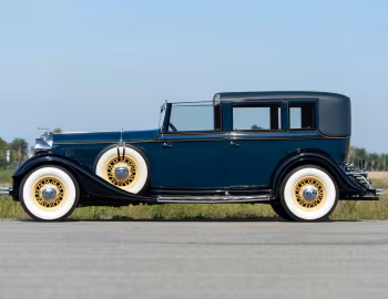 1933 Lincoln Model KB Town Car by Brunn (259-B)