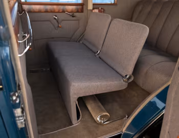 Интерьер 1933 Lincoln Model KB Town Car by Brunn (259-B)