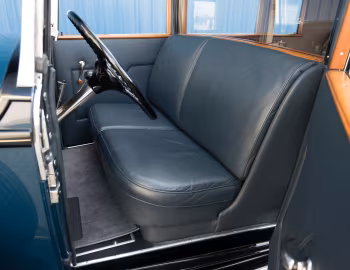 Интерьер 1933 Lincoln Model KB Town Car by Brunn (259-B)