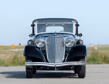 1933 Lincoln Model KB Town Car by Brunn (259-B)