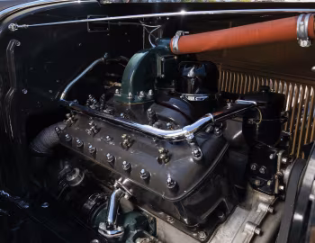 Под капотом 1930 Lincoln Model L Town Sedan