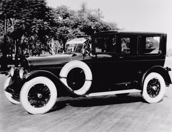 1923 Lincoln Model L Town Car by Brunn (120)