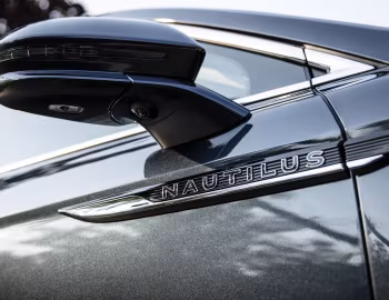 2021–23 Lincoln Nautilus [North America] '2020–23