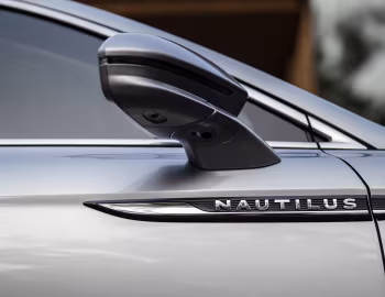 2021–23 Lincoln Nautilus [North America] '2020–23
