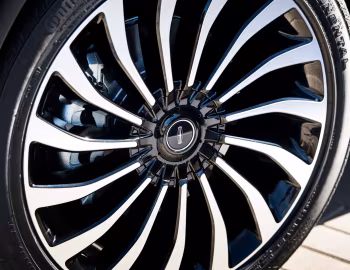 2019–20 Lincoln Nautilus Black Label [North America] '2018–20