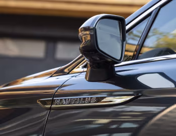 2021–23 Lincoln Nautilus Black Label [North America] '2020–23