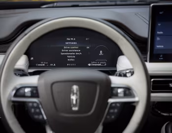 Комбинация приборов 2021–23 Lincoln Nautilus Black Label [North America] '2020–23