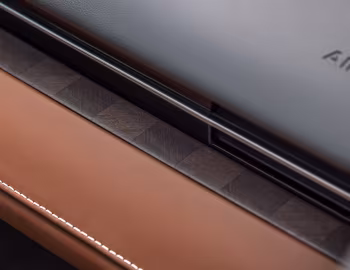 Интерьер 2024–26 Lincoln Nautilus Black Label [North America] '2023–26