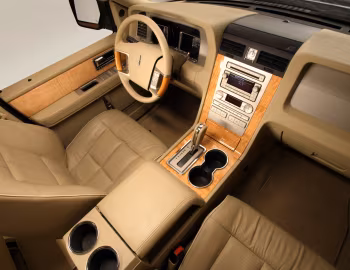 Интерьер 2007–14 Lincoln Navigator (U326) '2006–14