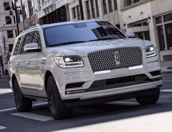 2020–21 Lincoln Navigator L Monochromatic Package '2019–21
