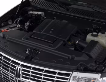 Под капотом 2007–14 Lincoln Navigator (U326) '2006–14