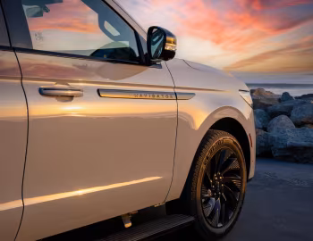 2025–н.в. Lincoln Navigator Reserve Jet Package [North America] '2024–н.в.