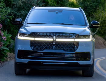 2025–н.в. Lincoln Navigator Reserve Jet Package [North America] '2024–н.в.