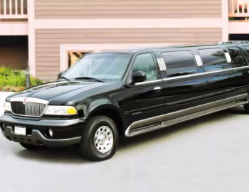 1999 Lincoln Navigator Stretch Limousine by Ultra Coachbuilders