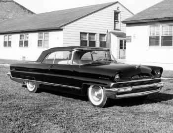 1956 Lincoln Premiere Convertible (76B)