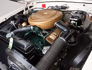 Sous la capuche 1957 Lincoln Premiere Convertible (76B)