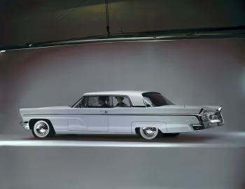 1960 Lincoln Premiere Hardtop Coupe (63B)
