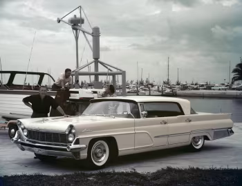 1959 Lincoln Premiere Landau 4-door Hardtop (57B)